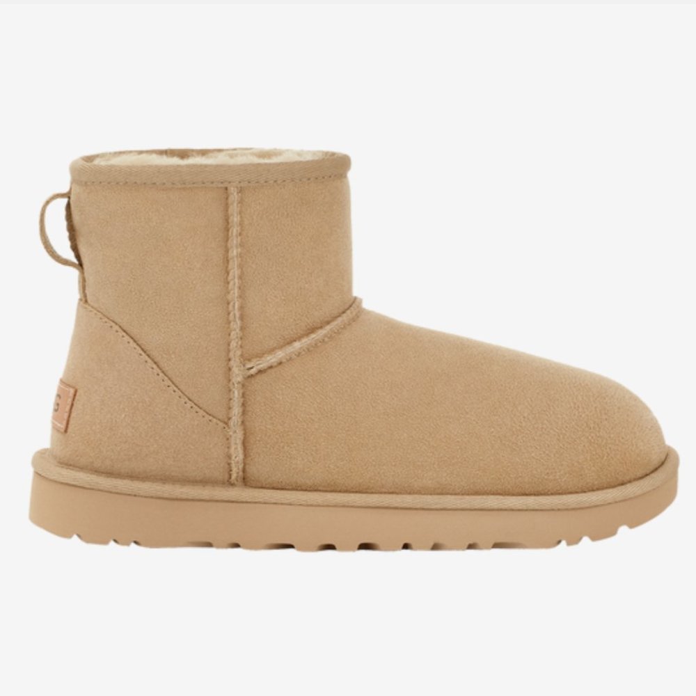 NEW! UGG Classic Ultra Mini size 9